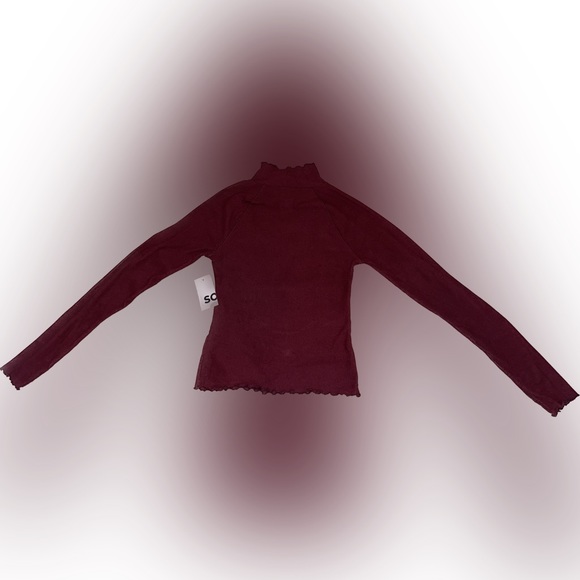 SO® Cozy Mockneck Top- Aged Wine- Size Medium - Picture 6 of 8